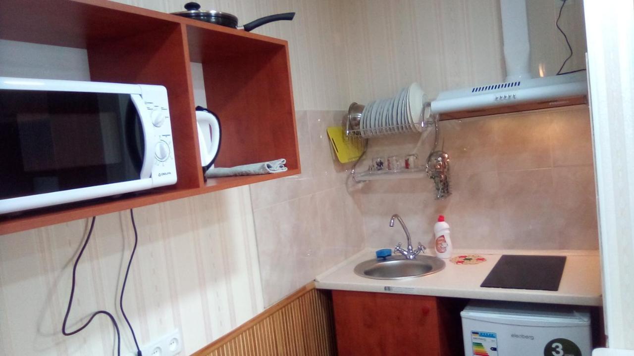 1-Я Слободская, 17А, Угол Проспекта Центрального, 3 Дивана, Wi-Fi, Отдельный Вход. Николайев Екстериор снимка