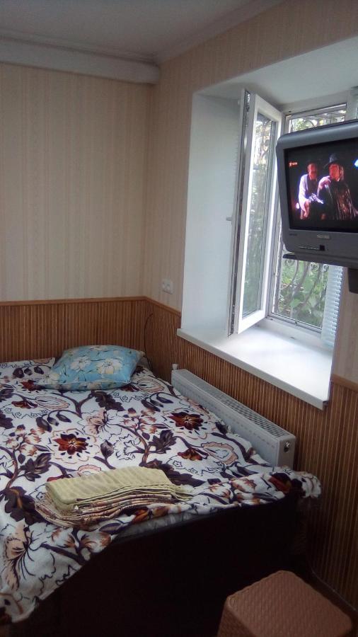 1-Я Слободская, 17А, Угол Проспекта Центрального, 3 Дивана, Wi-Fi, Отдельный Вход. Николайев Екстериор снимка